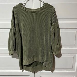 Cherish Puffed sleeve sweater- Large